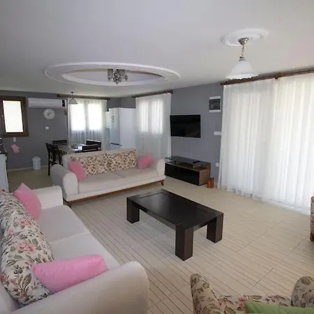 Villa Relish *